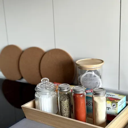 Perfect 2-bedroom New *